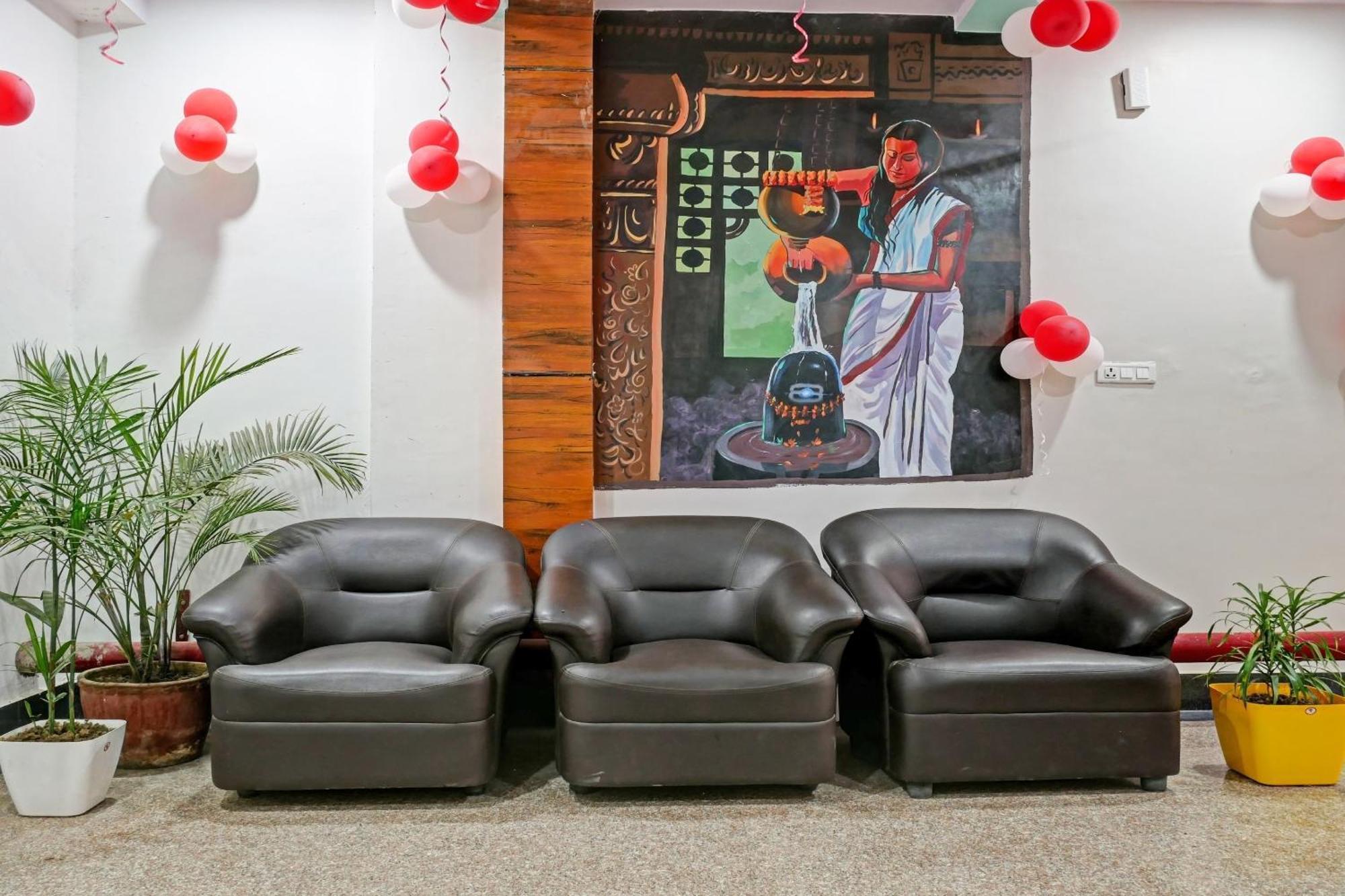 Hotel Townhouse Navneeta Grand Kakarmatha Exterior foto